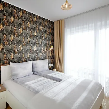 Lux I , Aqua Polanki , Baseny , Sauny , Silownia Kolberg