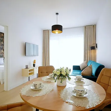 Lux I , Aqua Polanki , Baseny , Sauny , Silownia Kolberg